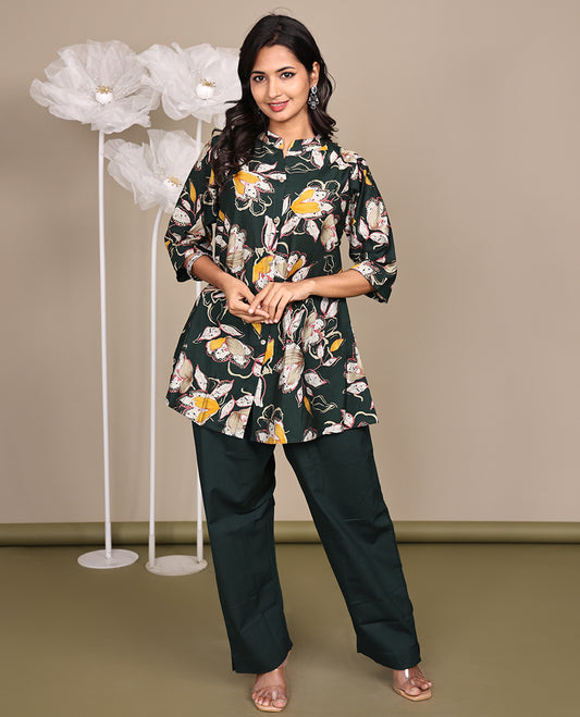 Green Floral Printed Above-The-Knee Short Rayon Kurti Comes with a Chinese Collar, 3/4 Sleeves, and A-Line Length