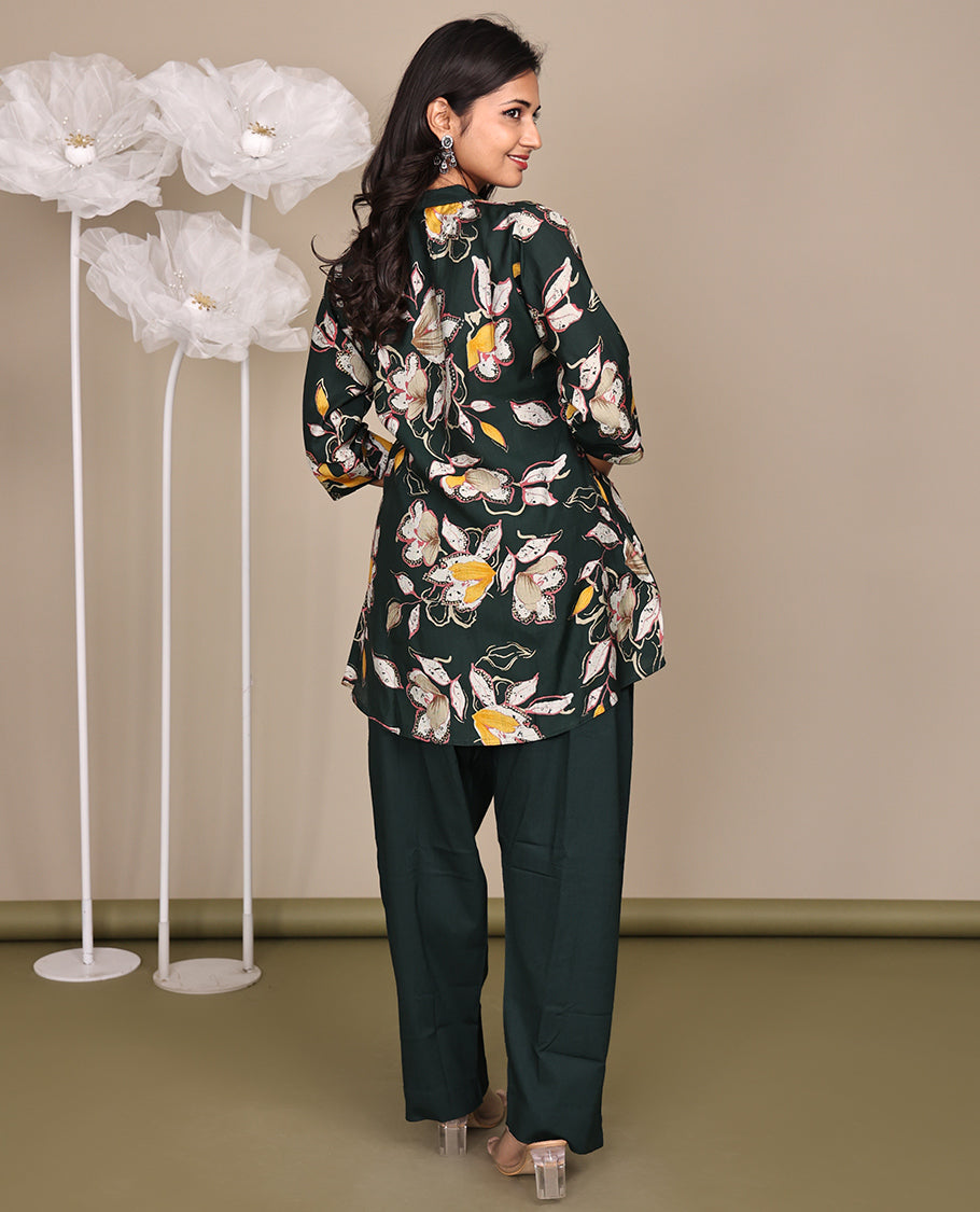 Green Floral Printed Above-The-Knee Short Rayon Kurti Comes with a Chinese Collar, 3/4 Sleeves, and A-Line Length