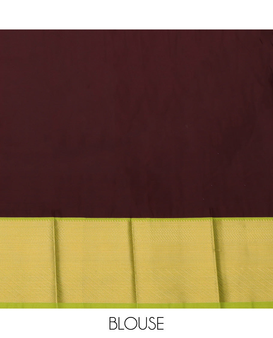 Onion Pink Budget Silk Saree, Gleamed Up with Zari Buttas, a Contrast Traditional Zari Ganga Jamuna Border, Intricate Pallu, and a Contrast Blouse
