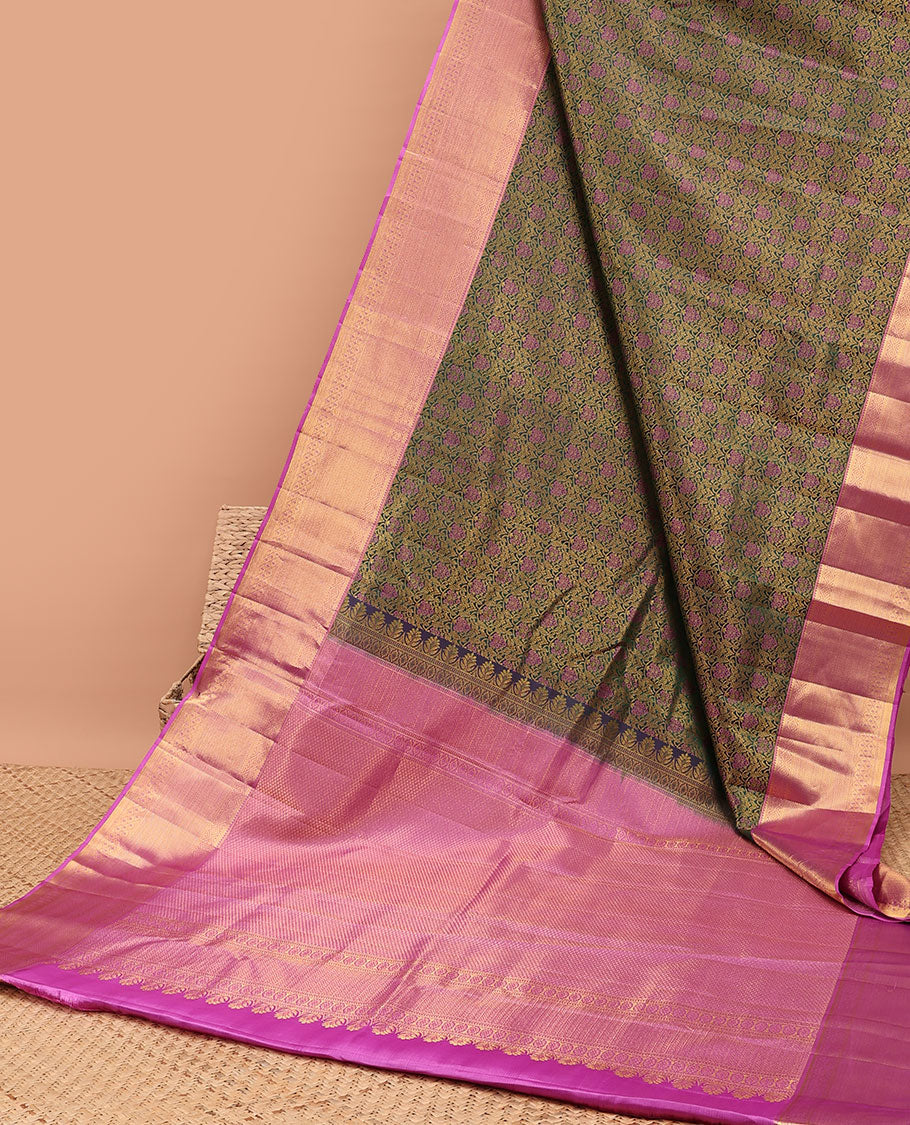 Green floral jacquard kancheepuram silk saree with contrast border of rekku, muthu, banaras design & zari design pallu