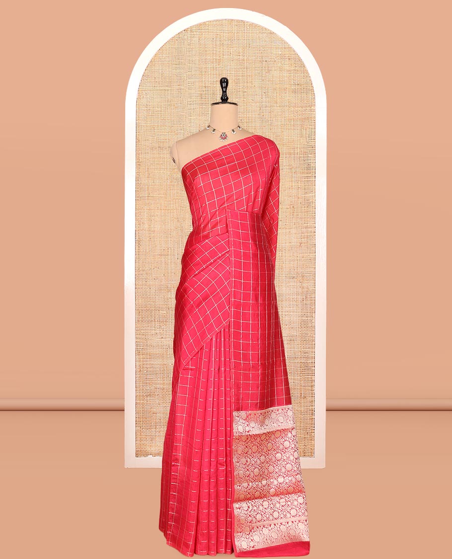 Borderless Pink Chanderi Cotton Saree, Grand Intricately Designed Pallu, and a Matching Blouse