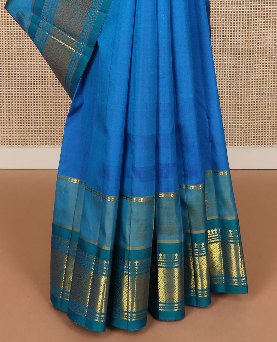 Blue zari buttas Kanchipuram silk saree, contrast border of panner sombu,banaras,muthu & jaal & floral design pallu
