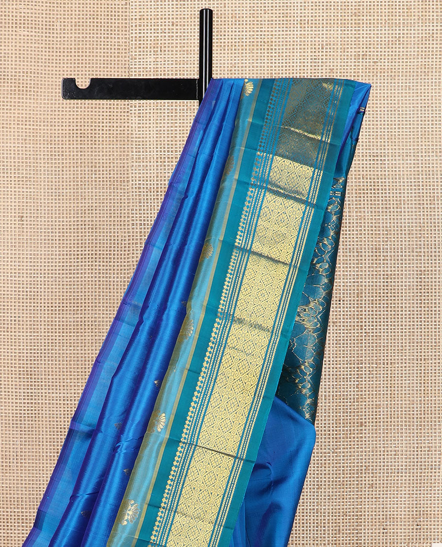 Blue zari buttas Kanchipuram silk saree, contrast border of panner sombu,banaras,muthu & jaal & floral design pallu