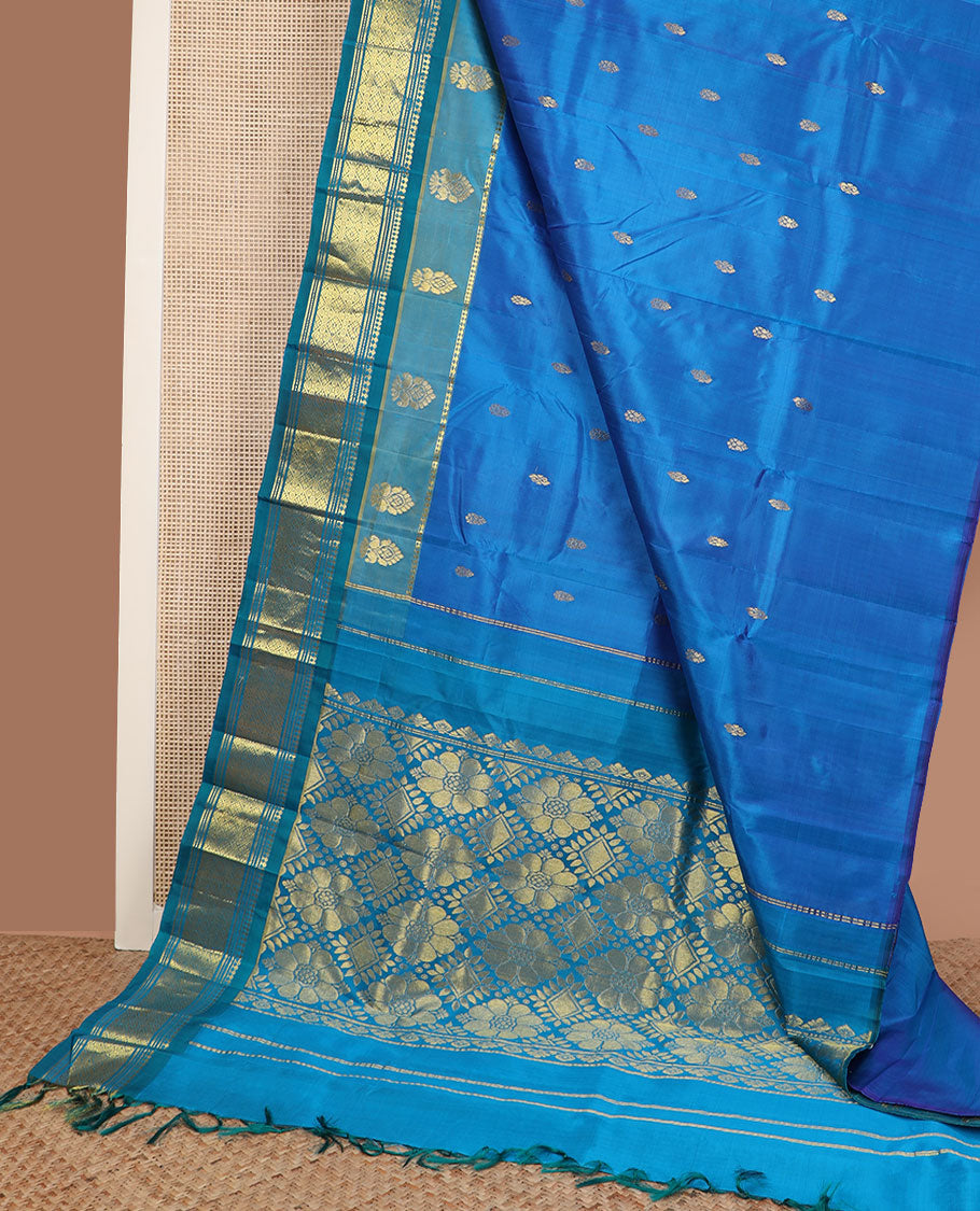 Blue zari buttas Kanchipuram silk saree, contrast border of panner sombu,banaras,muthu & jaal & floral design pallu