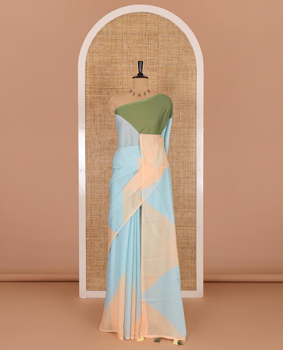 Borderless sea green plain moss chiffon saree, contrast double-sided temple border, self-pallu, and diamond-patterned printed blouse