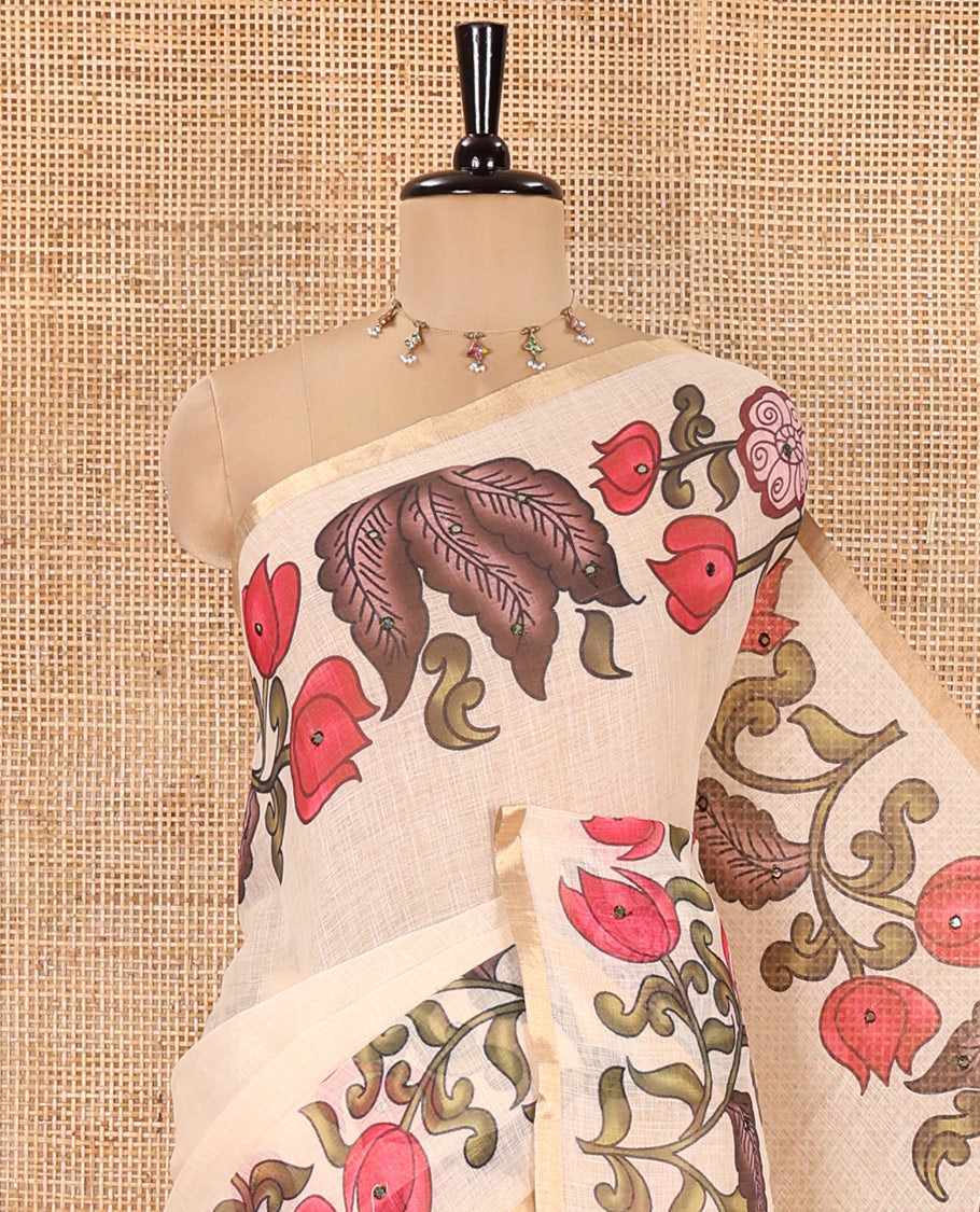 Peach Plain Kerala Tissue Saree, Highlighted by a Printed Border of Floral Motifs and Mirror Work, Pallu of Geometric Print, and Paired with a Matching Blouse