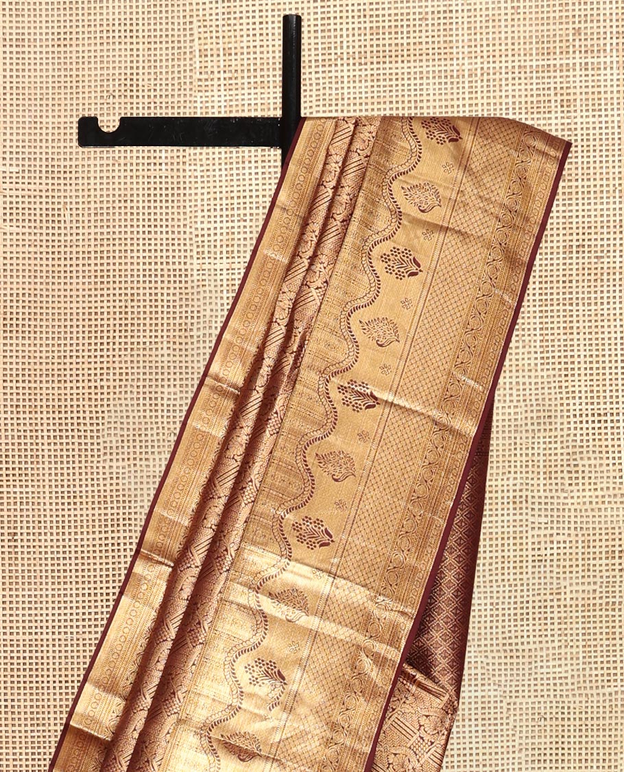 Brown Kanchipuram Wedding Silk Saree, Meticulously Crafted with Jacquard Design, a Zari Border of Traditional Designs, Grand Pallu, and a Matching Blouse