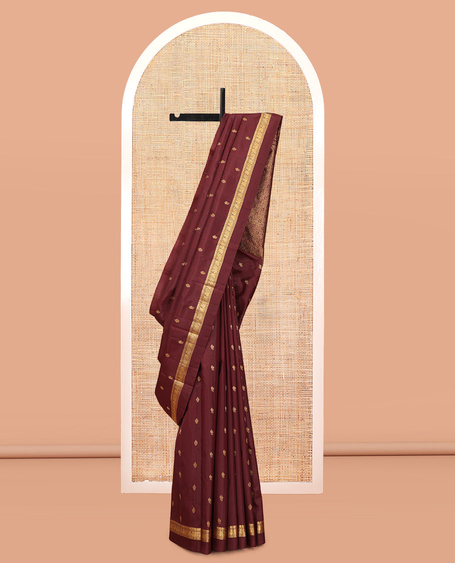 Maroon Vasundhara Silk Saree, Woven with Zari Buttas, a Zari Kaal Eragina Border of Rekku, Neli, Manga, and Mayil Designs, Grand Pallu, and a Matching Blouse