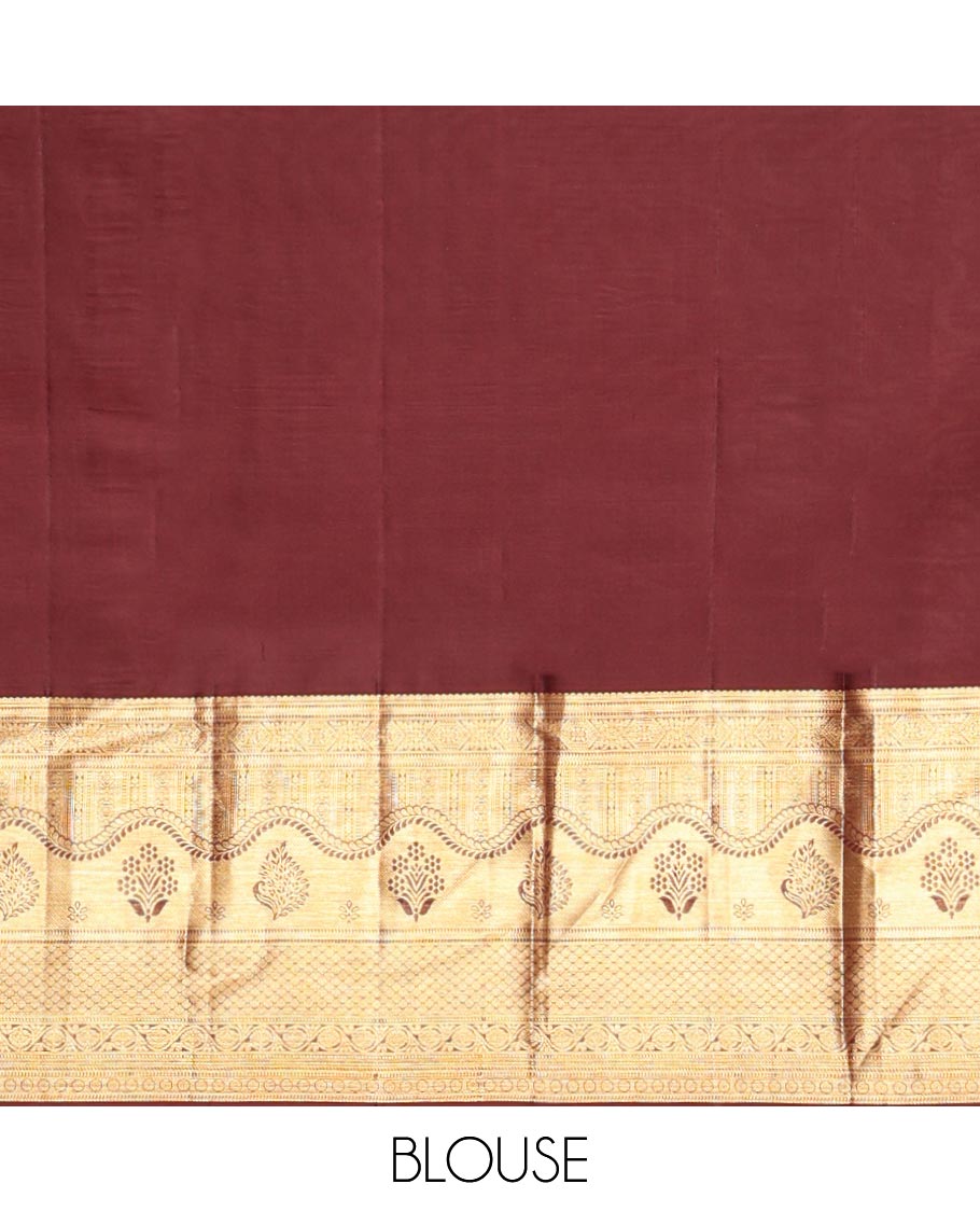 Brown Kanchipuram Wedding Silk Saree, Meticulously Crafted with Jacquard Design, a Zari Border of Traditional Designs, Grand Pallu, and a Matching Blouse