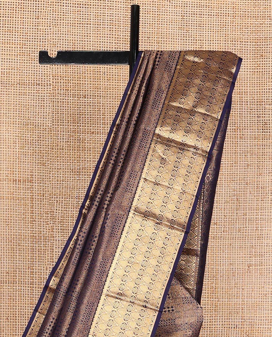 Blue jacquard kanchipuram wedding silk saree, zari border of ogee pattern & pallu of thilakam mokku,rettai neli,arumbu manga & jaal designs