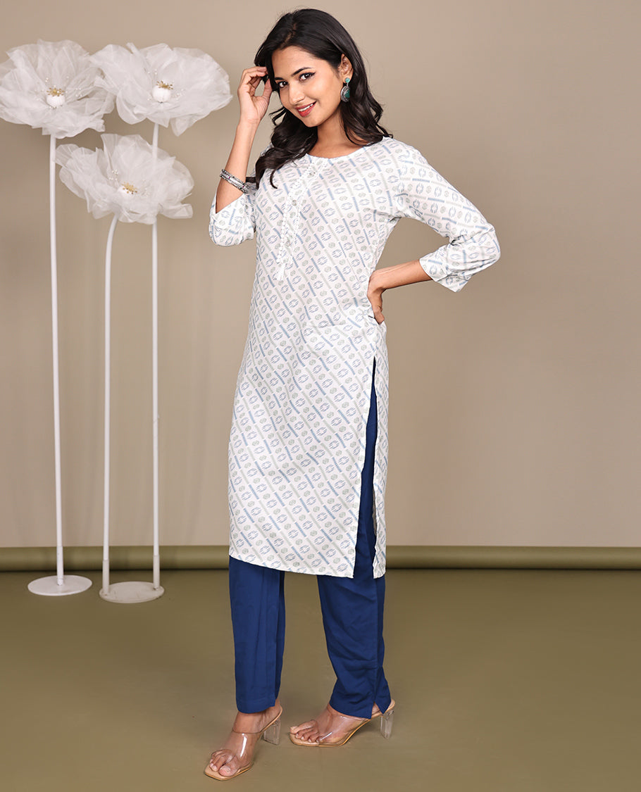 Off-White Geometric Printed Below-Knee-Length Cotton Kurti, Adorned with Round-Neckline, 3/4 Sleeves, Straight-Cut Length