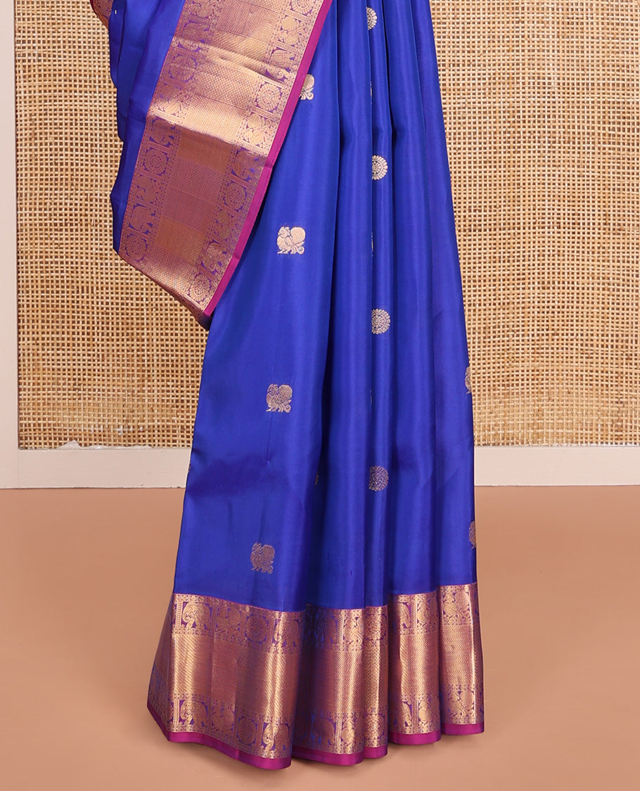 Royal Blue Vasundhara Lite-Silk Mix Saree, Artfully Woven with Annam Chakram Buttas, Complemented by a Contrast Border of Rudraksham, Annam, Chakram, Yaanai, Vanki, and Mayil Kann Designs, Grand Jaal Pallu, and Paired with a Contrast Blouse