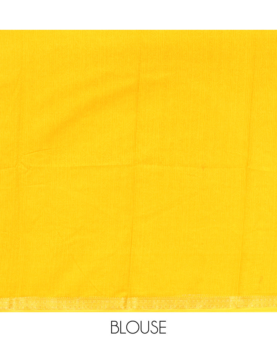 Off-White Floral-Vine Printed Silk Saree, a Contrast Traditional Border, Floral Pallu, Contrast Blouse