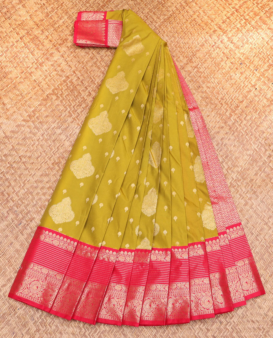Green Budget Silk Saree, Ornamented with Zari Buttas, Complemented by a Contrast Traditional Zari Border, Grand Jaal Pallu, and a Contrast Blouse