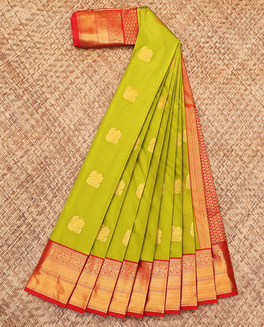 Green Budget Silk Saree, Beautified with Zari Buttas, Complemented by a Contrast Traditional Zari Border, Grand Pallu, and a Contrast Blouse