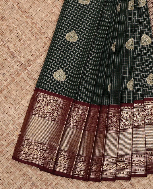 Green Budget Silk Saree, Detailed with Zari Buttas and Zari Checks on Its Body, Complemented by a Contrast Traditional Zari Design Border, Grand Jaal Pallu, and Paired with a Contrast Blouse