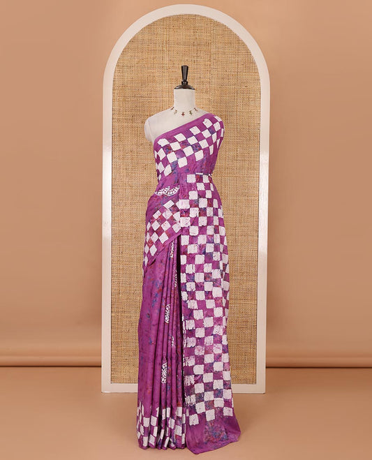 Magenta shibori dyed & batik printed mul-mul cotton saree, pasapali-checked batik printed border & pallu, & matching shibori & batik print blouse