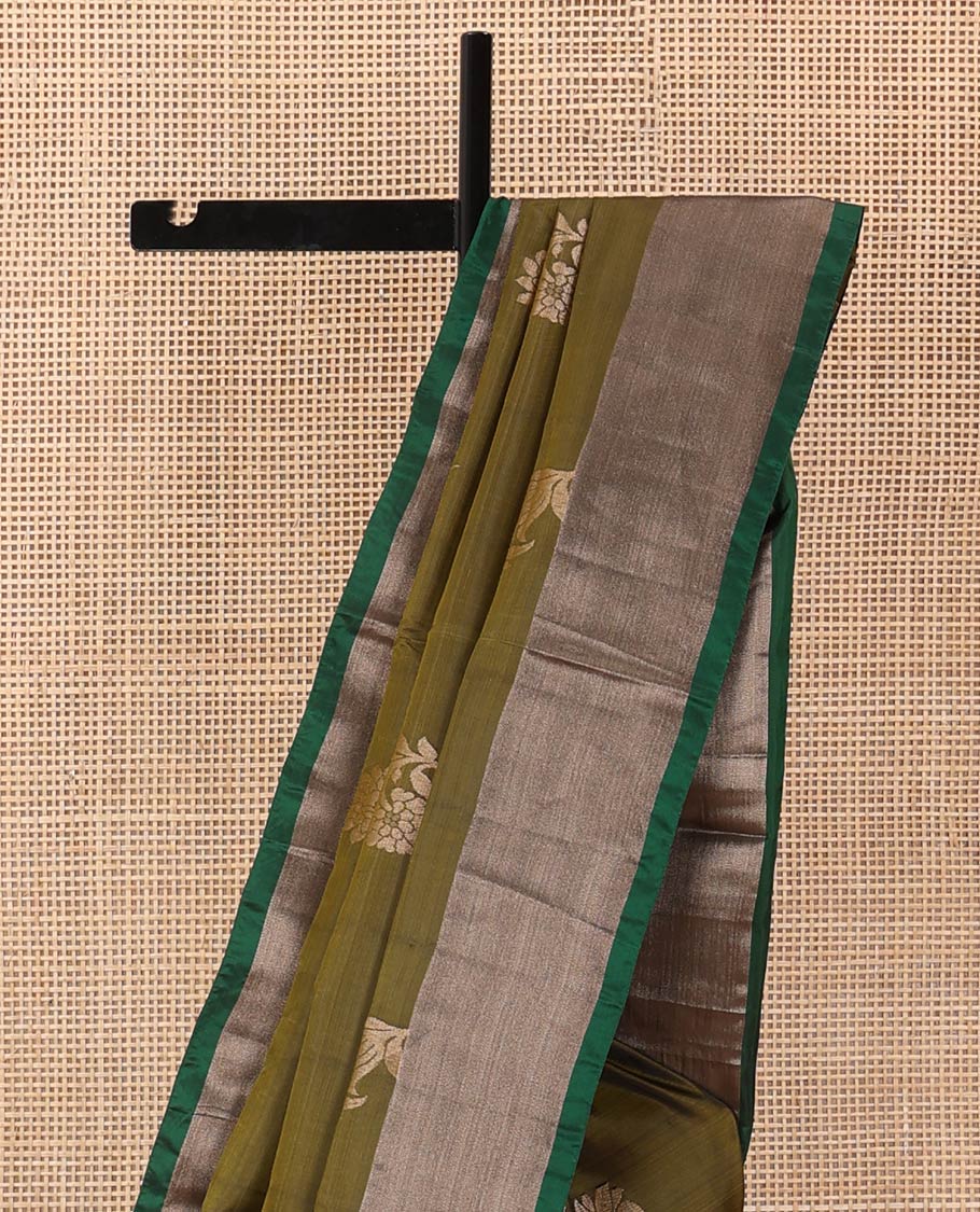 Green floral zari buttas Uppada saree, contrast bavanji border, and ogee patterned pallu