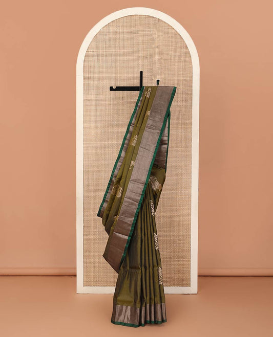 Green floral zari buttas Uppada saree, contrast bavanji border, and ogee patterned pallu