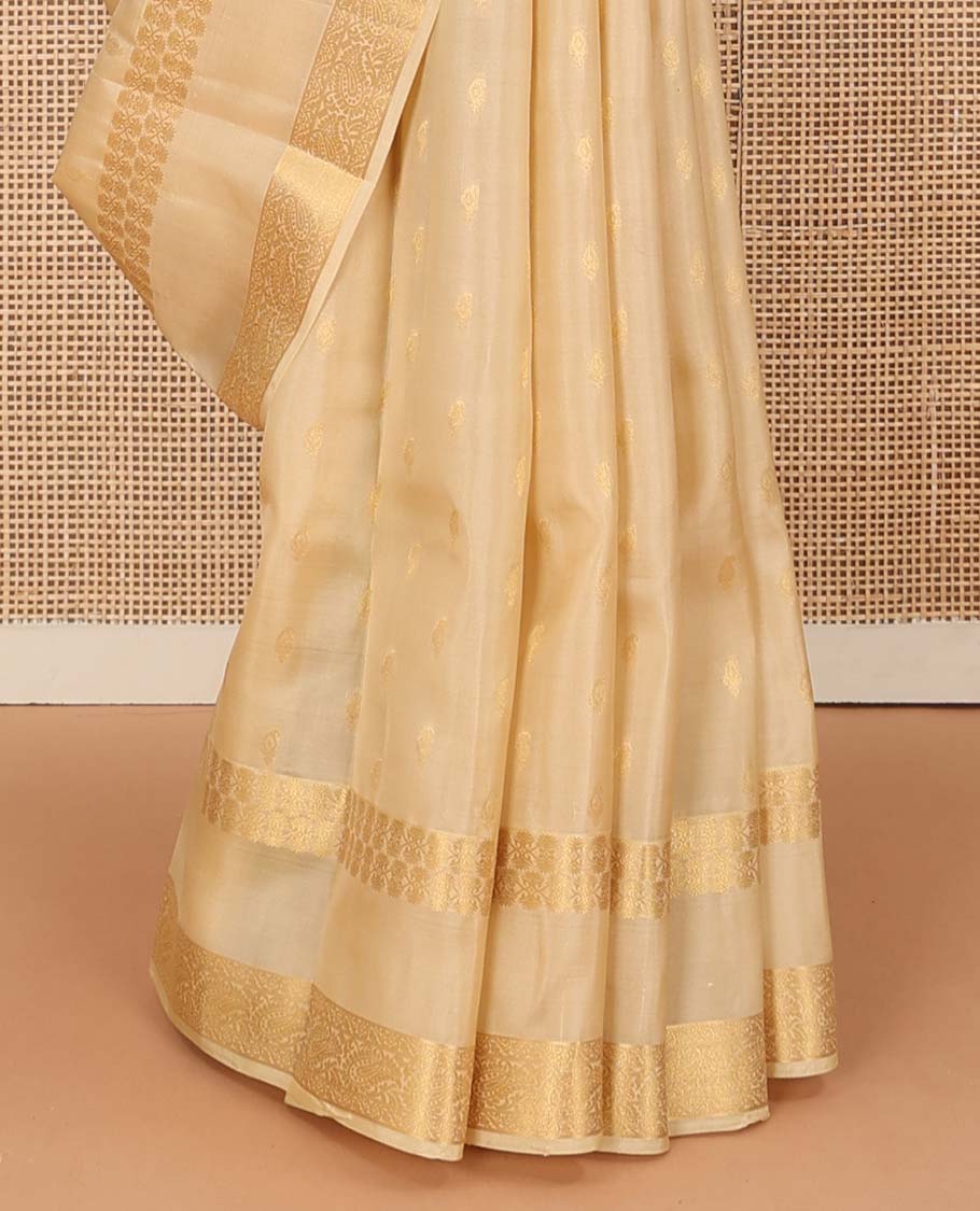 Sandal manga buttas Vasundhara silk mix saree, rettai pettu zari border of manga designs, and jaal pallu