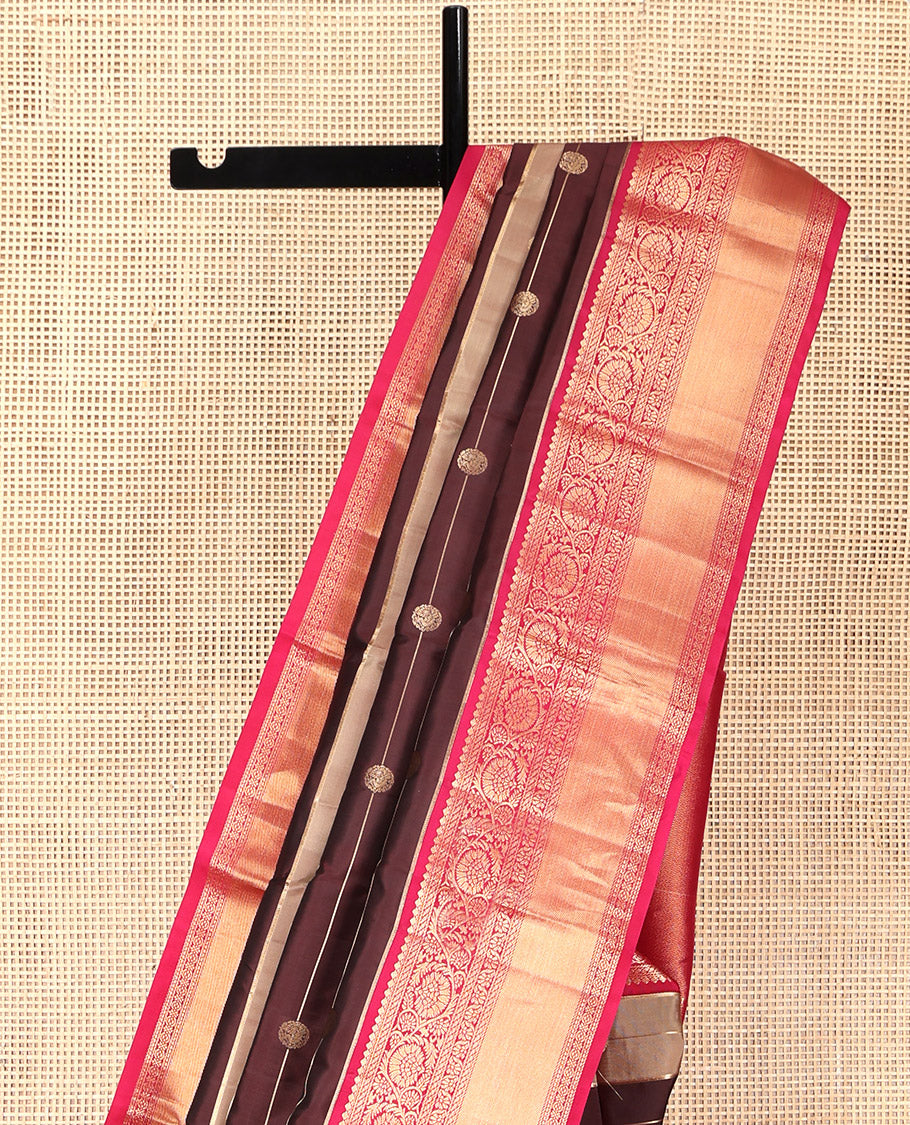 Brown Vasundhara Silk Saree, Woven with Zari Buttas and Stripes, Complemented by Contrast Border of Thilakam Mokku, Puli Nagam, and Kodi Visiry Designs, Vanki Pallu, and Contrast Blouse