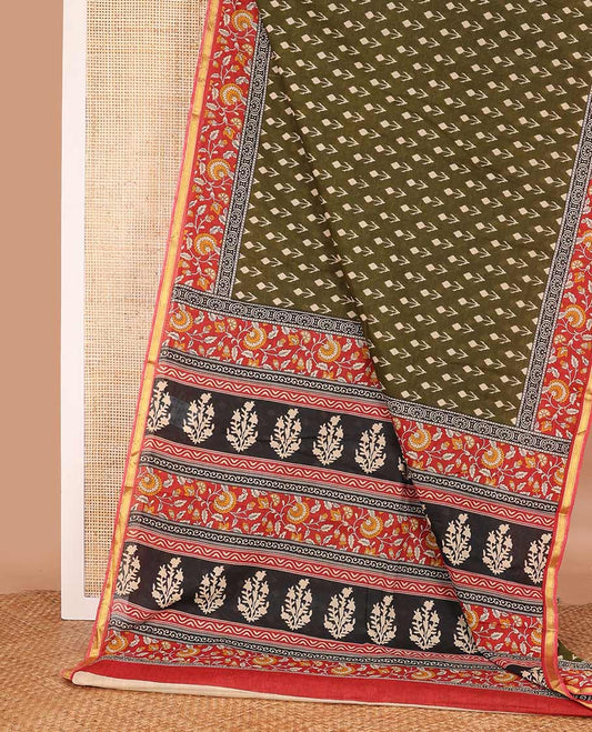 Green floral motifs printed mul mul cotton saree, contrast floral vine printed border, and pallu of floral print