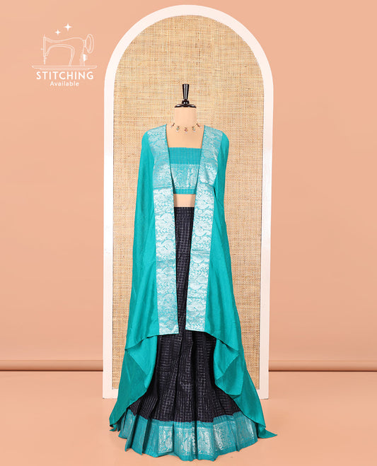 Black and Green Sungudi Cotton Half-Saree, Beautified with Micro-Zari Checks on Its Skirt, Complemented by a Contrast Peacock Zari Border, Paired with a Contrast Blouse, and a Contrast Syska Georgette Zari-Bordered Dhavani