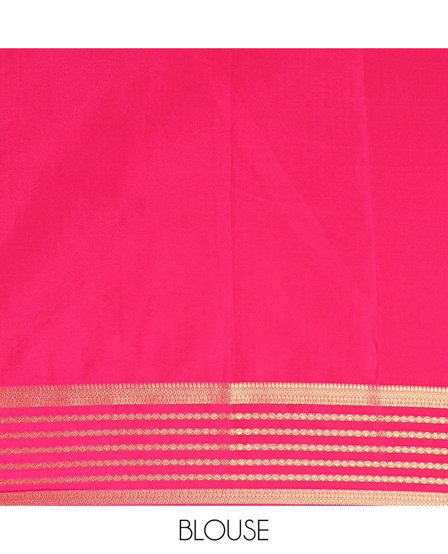 Blue floral motifs enclosed checked with contrast striped zari border & pallu of intricate design