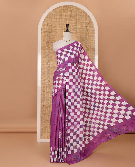 Magenta shibori dyed & batik printed mul-mul cotton saree, pasapali-checked batik printed border & pallu, & matching shibori & batik print blouse