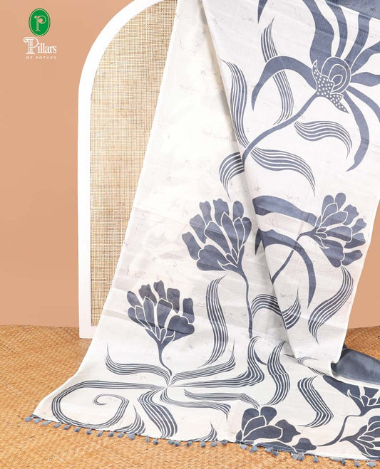 Grey with cream geometrical design khadhi silk saree with self border & geometrical design pallu along with contrast blouse
