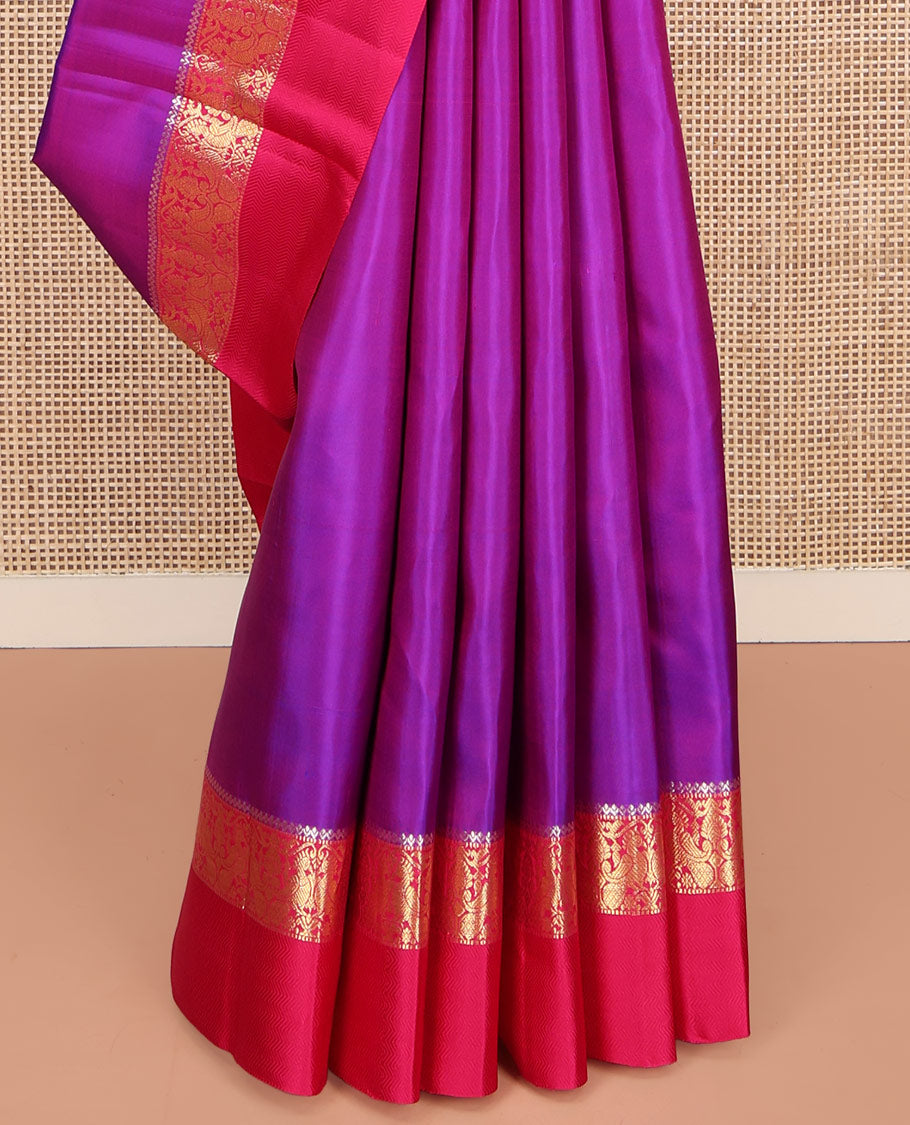 Purple Plain Kanchipuram Silk Saree, Complemented by a Contrast Border of Muthu, Mayil, and Vanki Designs, Sparsely Woven Jaal Pallu, and Paired with a Contrast Blouse