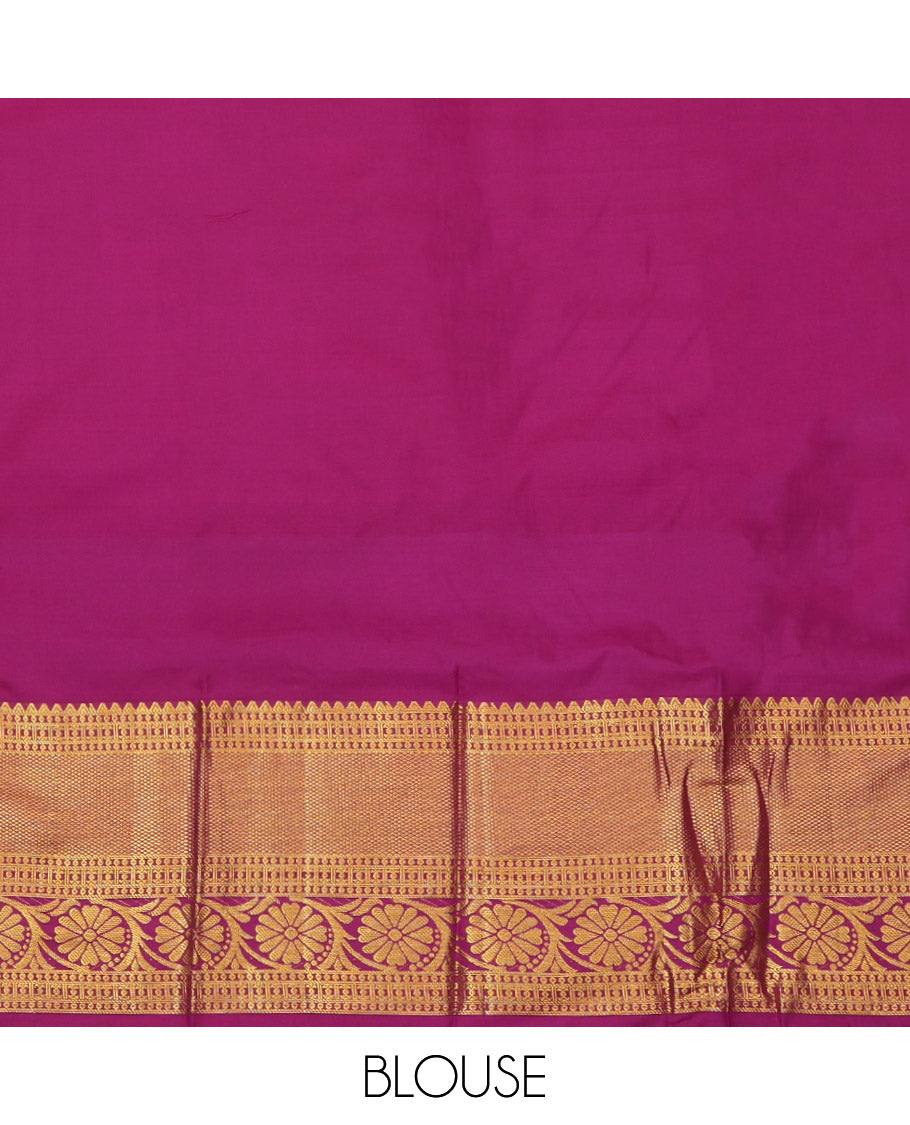 Green Budget Silk Saree, Graced with Zari Butta Enclosed Checks, Complemented by a Contrast Traditional Zari Border, Grand Jaal Pallu, and Contrast Blouse