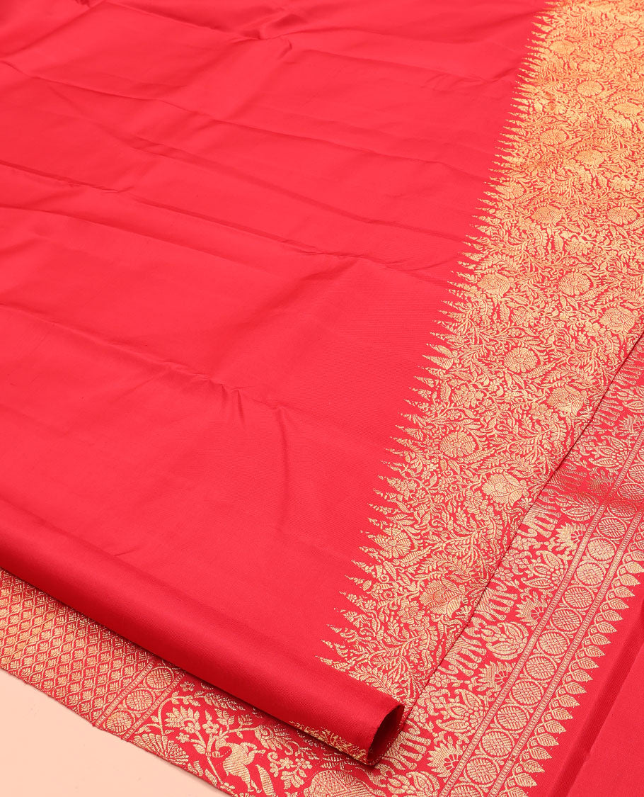 Borderless Red Kanchipuram Designer Silk Saree, Opulently Embellished with Floral Jaal Designs in Skirt-Border-Style, Pallu Features Jaal and Vanasingaram Designs, Paired with a Matching Blouse