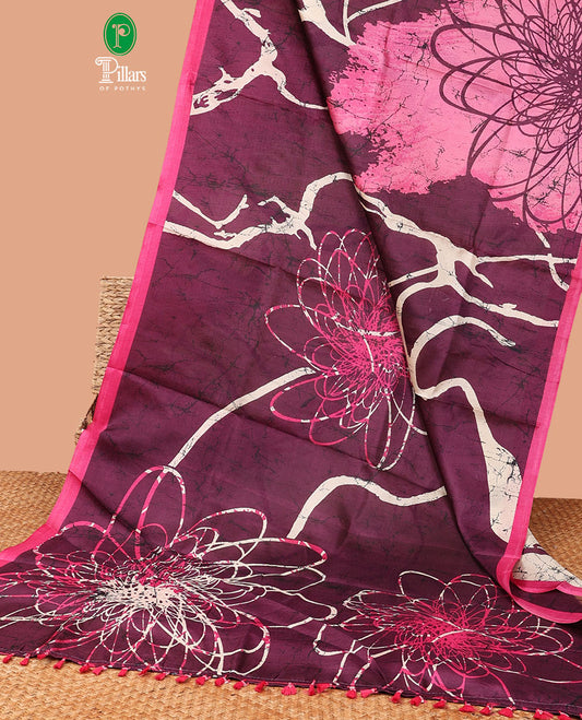 Wine geometric design khadi tussar saree with pink contrast border & jaal pallu along with contrast blouse