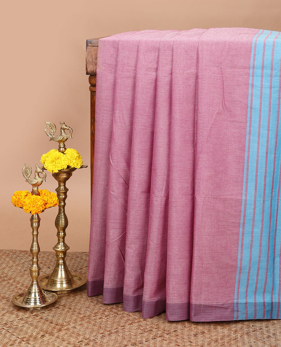 Pink jute cotton saree with contrast piping border & lining pallu along with contrast lining blouse