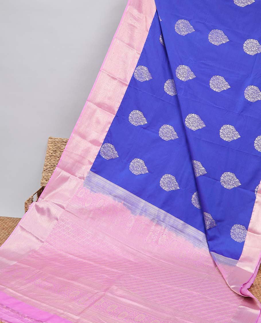 Blue floral motifs gift saree with contrast paisley border & intricate zari design pallu