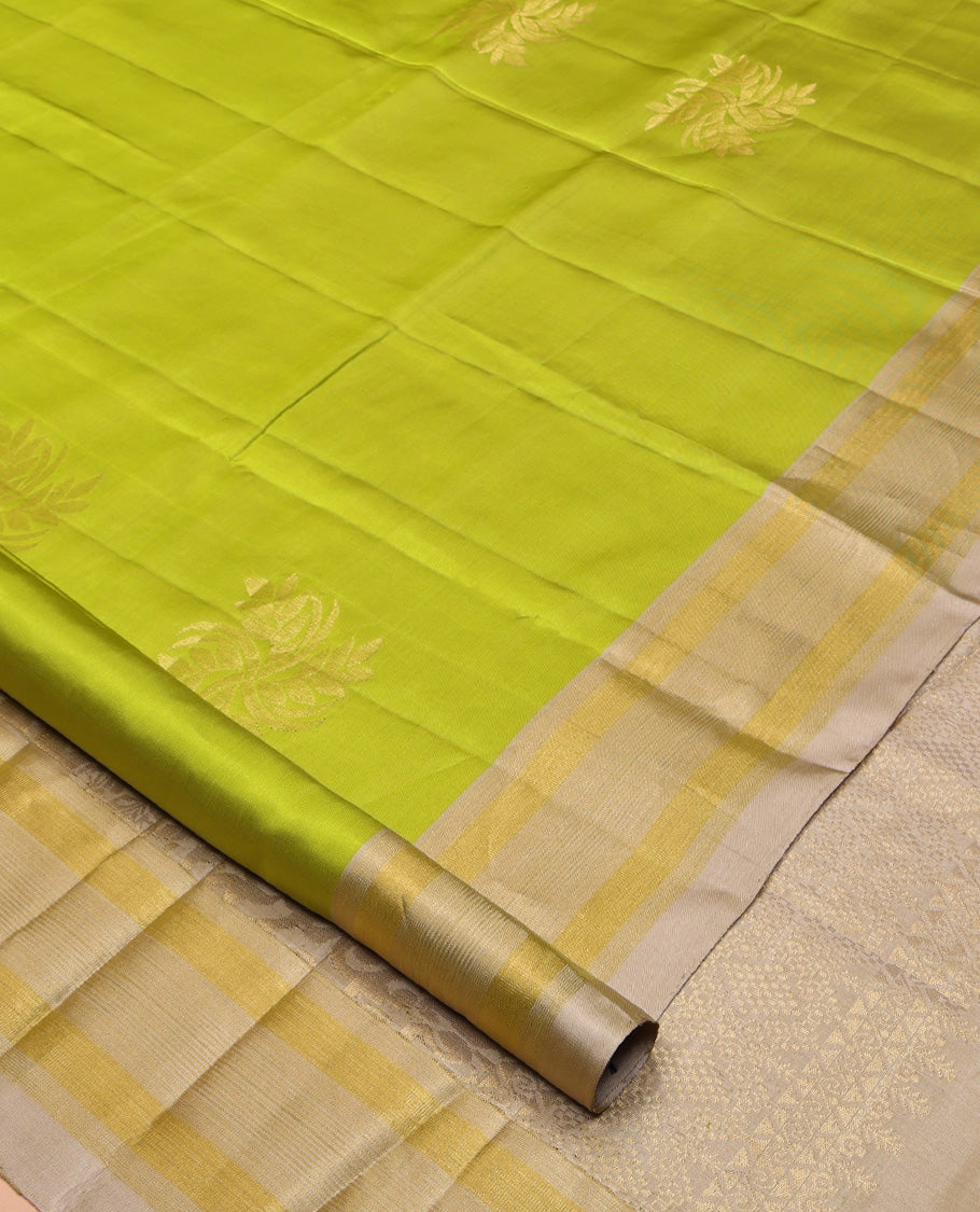 Green Mayuri Lite Silk Mix Saree, Detailed with Zari Buttas All Over Its Body, Complemented by a Contrast Border, an Intricately Designed Pallu, and Paired with a Contrast Blouse