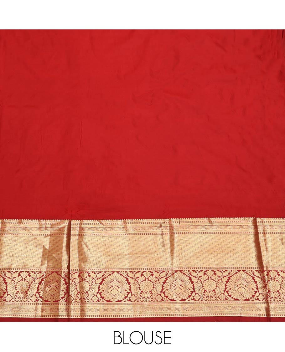 Green Art Silk Material Half Saree Set Featuring a Jacquard Skirt, a Contrast Traditional Zari Design Border, Contrast Blouse, and Zari Designs Dhavani