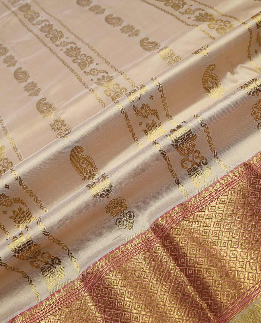 Cream pure silk half saree, zari design skirt, contrast border, and blouse of mayil kann, kodi visiry and mayil design, and intricate dhavani