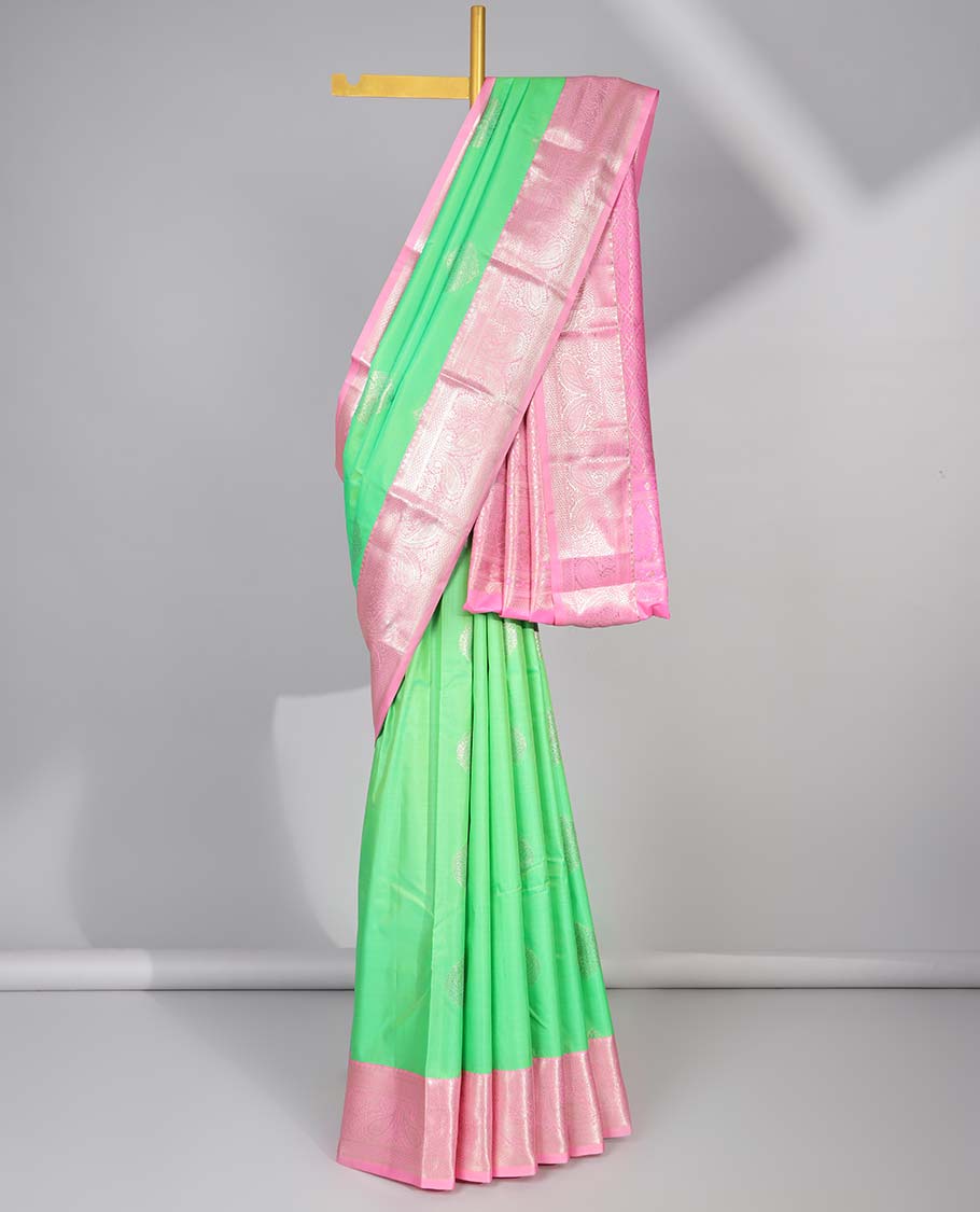 Green floral motifs gift saree with contrast paisley border & intricate zari design pallu
