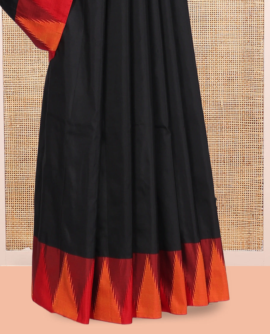 Black Plain Bangalore Silk Saree, Complemented by a Contrast Temple Border, Striped Pallu, and Contrast Blouse