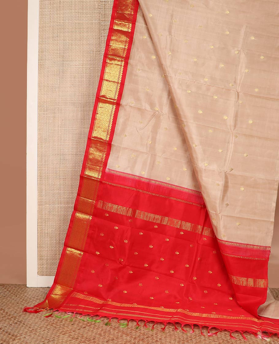 Fawn brown zari buttas silk saree, contrast korvai one-sided border of thilakam mokku & jaal design & zari design pallu
