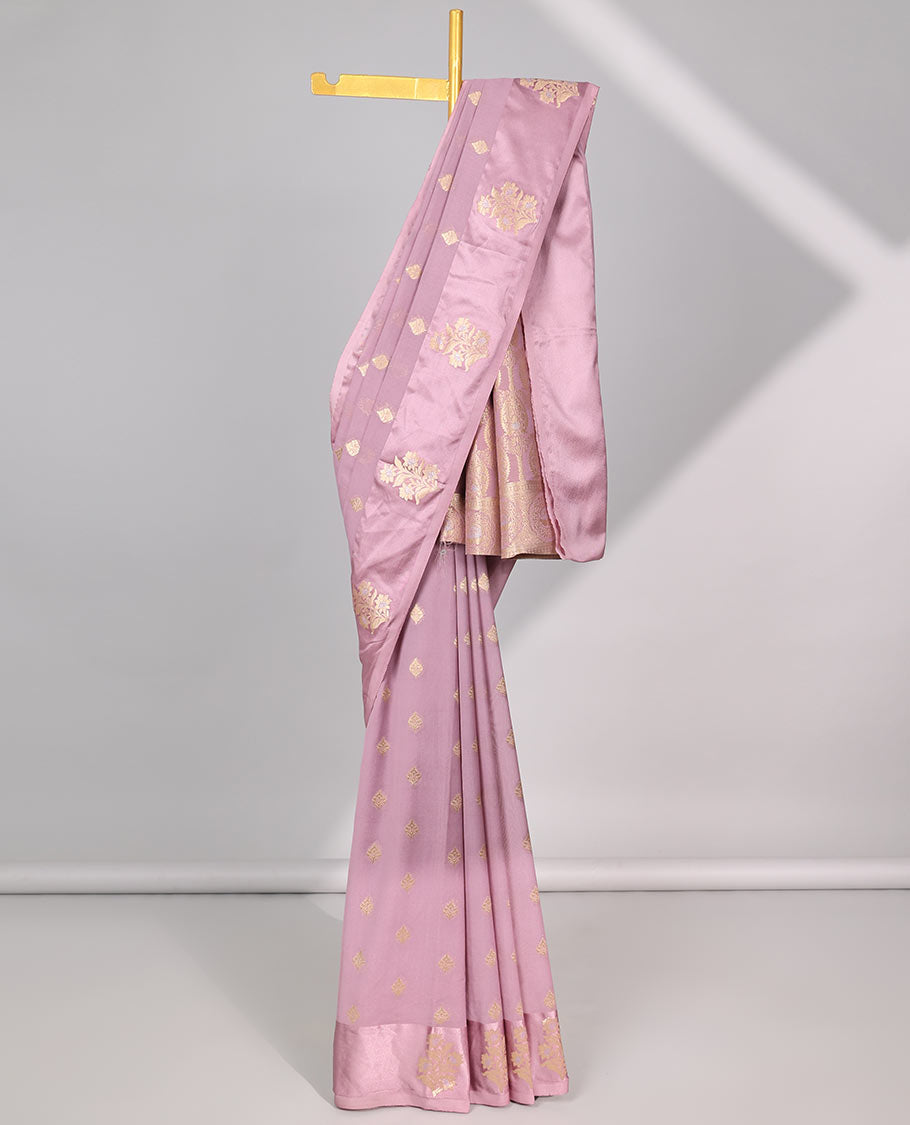 Green leaf motifs mushru silk saree with self floral design border & pallu of intricate zari design