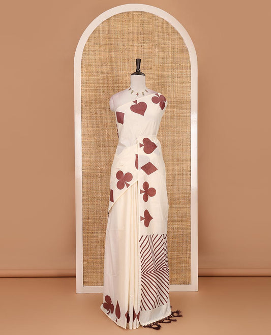 Cream-brown plain Kerala cotton saree, contrast color cards-theme printed border of Diamonds, Clubs, and Spades, leheriya-striped pallu, and plain blouse