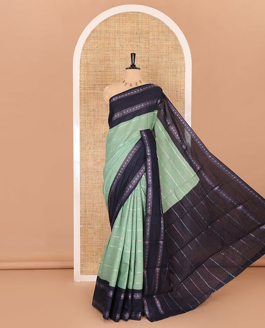 Green veldhari striped sungudi cotton saree, contrast traditional design and rettai pettu border, veldhari striped pallu, and contrast zari design blouse