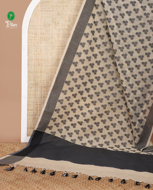 Cream with black resam thread weaving design banaras kota saree with contrast bawanchi border & plain pallu along with plain blouse