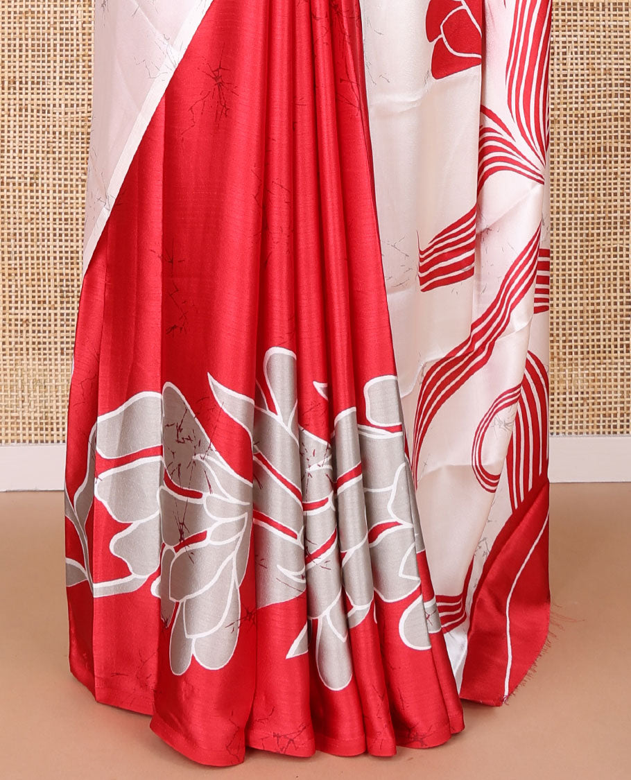 Borderless cream with red floral design modal crepe saree with floral printed pallu along with plain blouse
