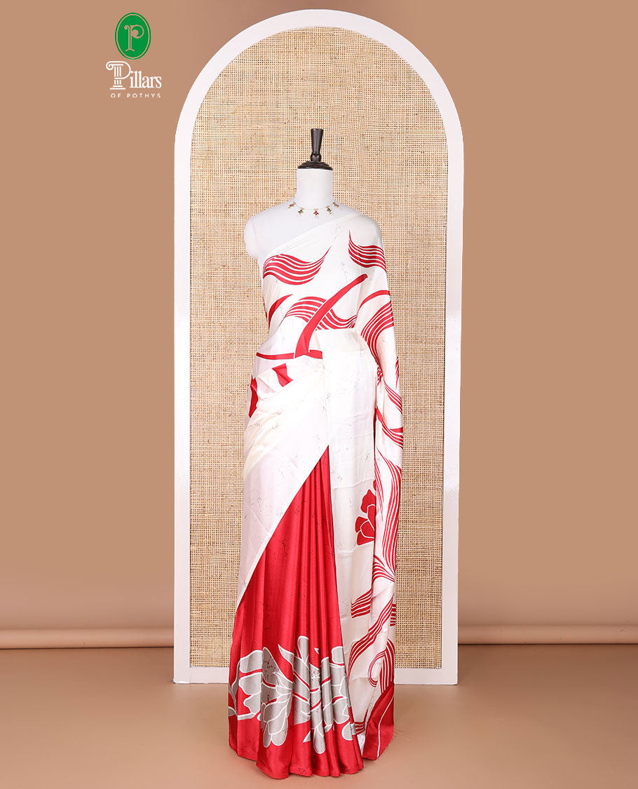 Borderless cream with red floral design modal crepe saree with floral printed pallu along with plain blouse