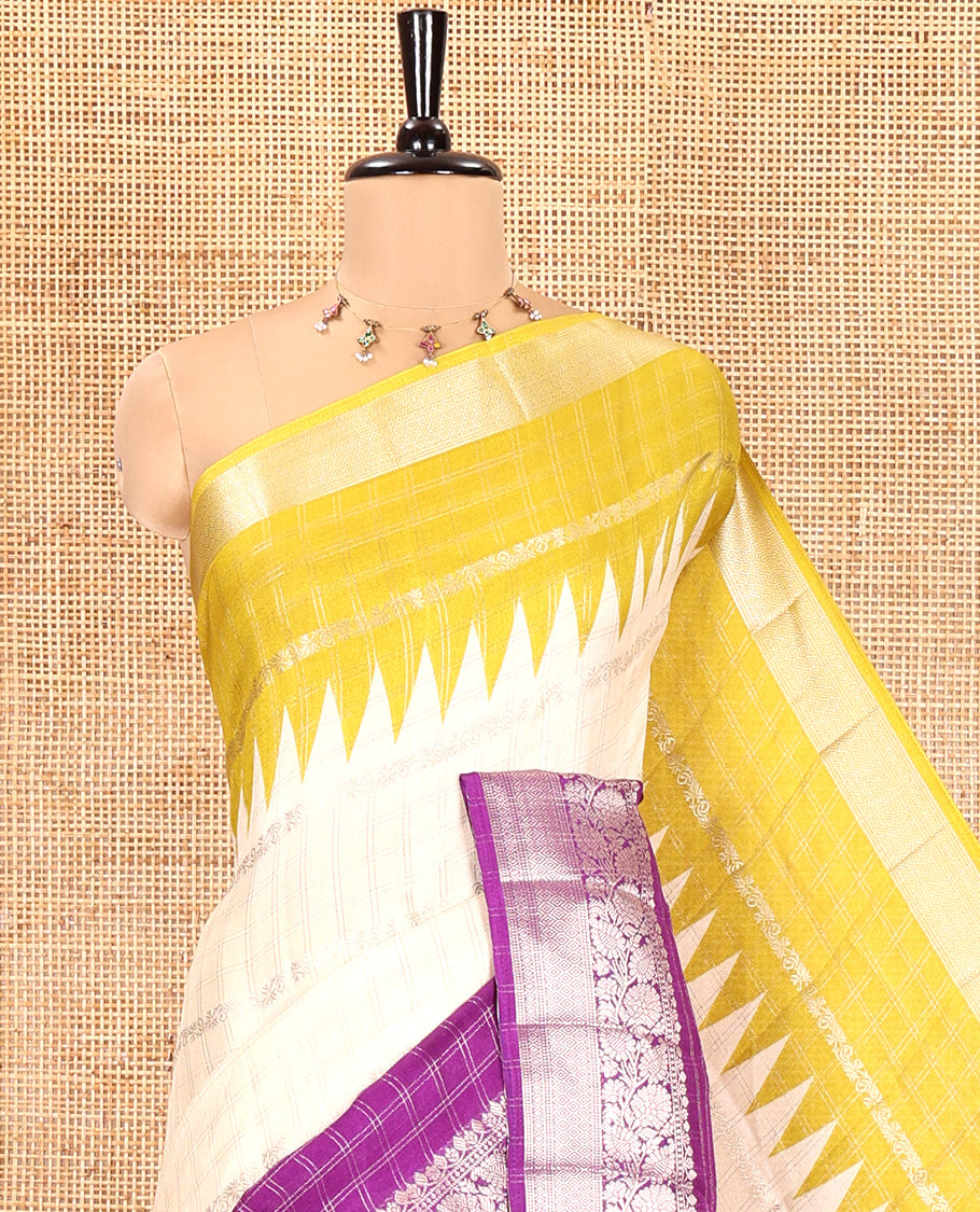 Off-White Fancy Georgette Saree, Gleamed Up with Zari Designs, Complemented by a Contrast Ganga-Jamuna Zari Temple Border of Traditional Designs, Pallu of Paisleys, and Paired with a Contrast Blouse