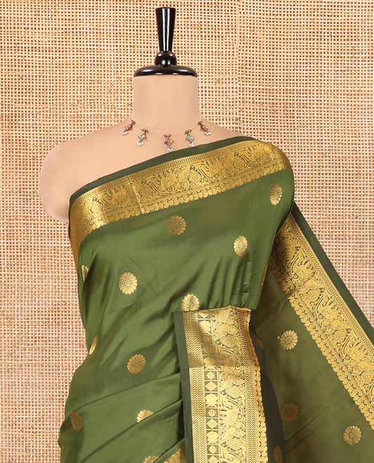 Mehendi Green Art Silk Saree Features Chakra Buttas, a Zari Elephant-Peacock Border, Grand Pallu, Matching Blouse